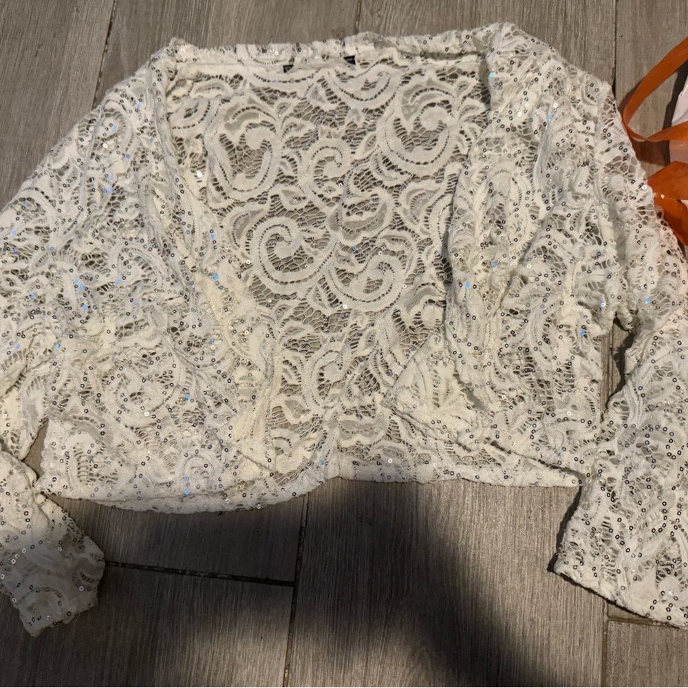 Lace mini jacket